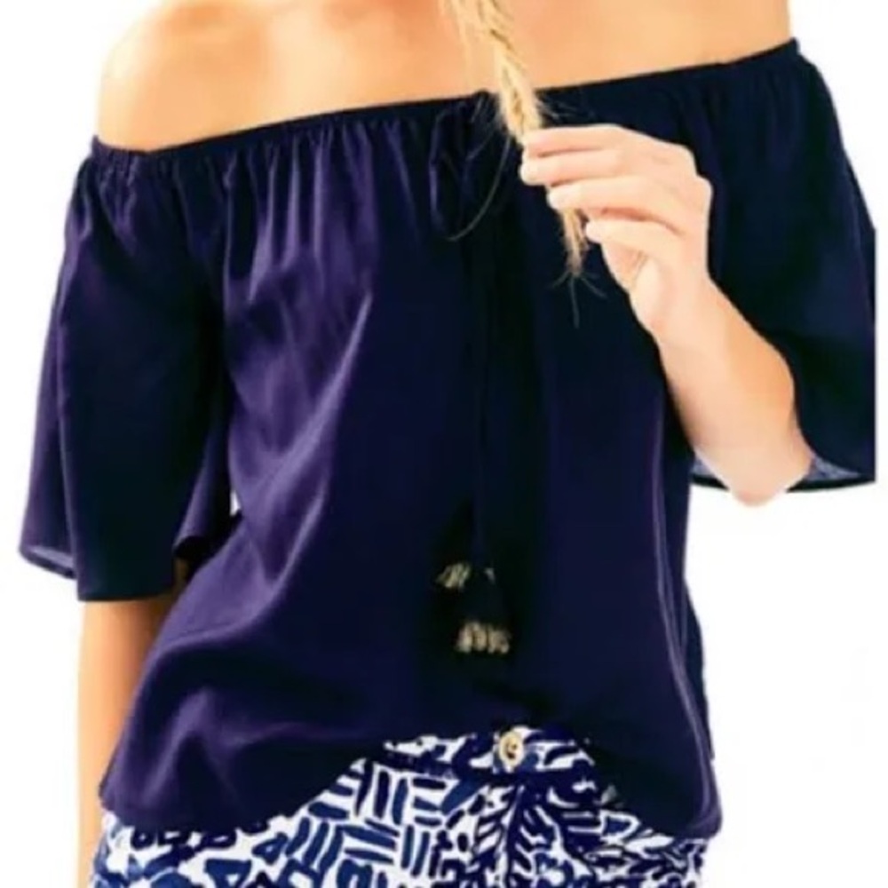 Lilly Pulitzer Sain of shoulder tassel top size small navy blue